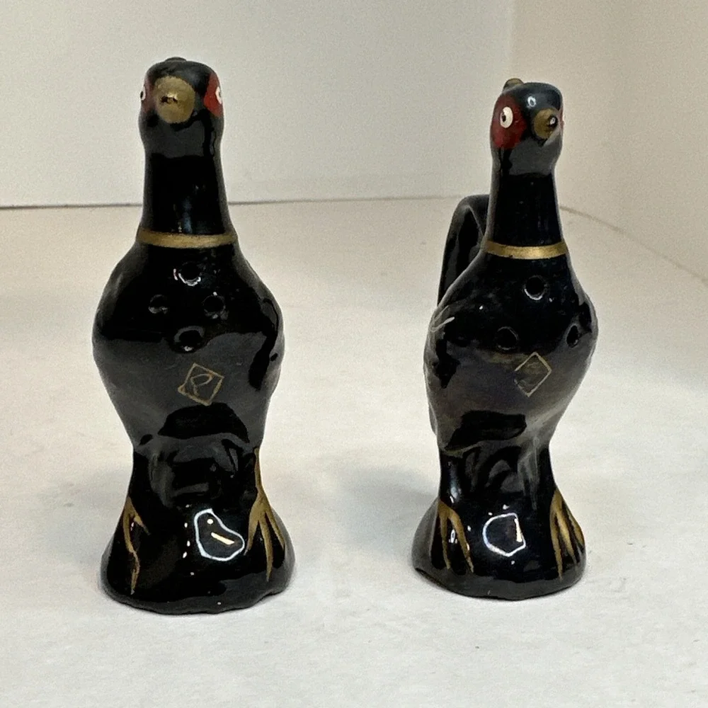 Relco Redware Japan Vintage Black Pheasants Birds Salt and Pepper Shakers 1950s
